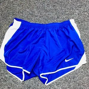 NIKE TRACK SHORTS